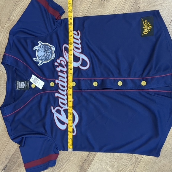 DUNGEONS AND DRAGONS BALDURS GATE 3 JERSEY ASTARION D&D Men's Size Medium NWT - Picture 6 of 9